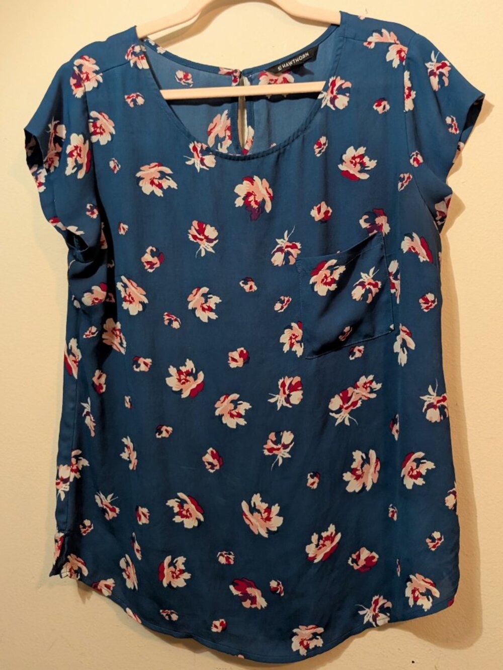 41 Hawthorn Blue Floral Lightweight Button Back Blouse Size XL